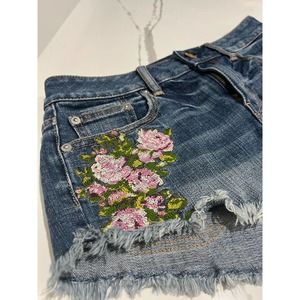American Eagle Floral Embroidered Stretch Shorts Size‎ 2 cut off